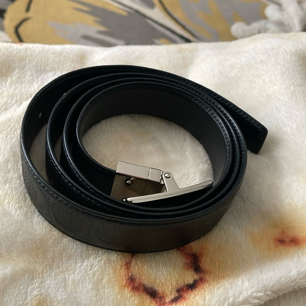 Men’s Coach black reversible belt
